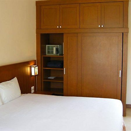 Casuarina Jomtien Hotel- Baramie Residence Kültér fotó